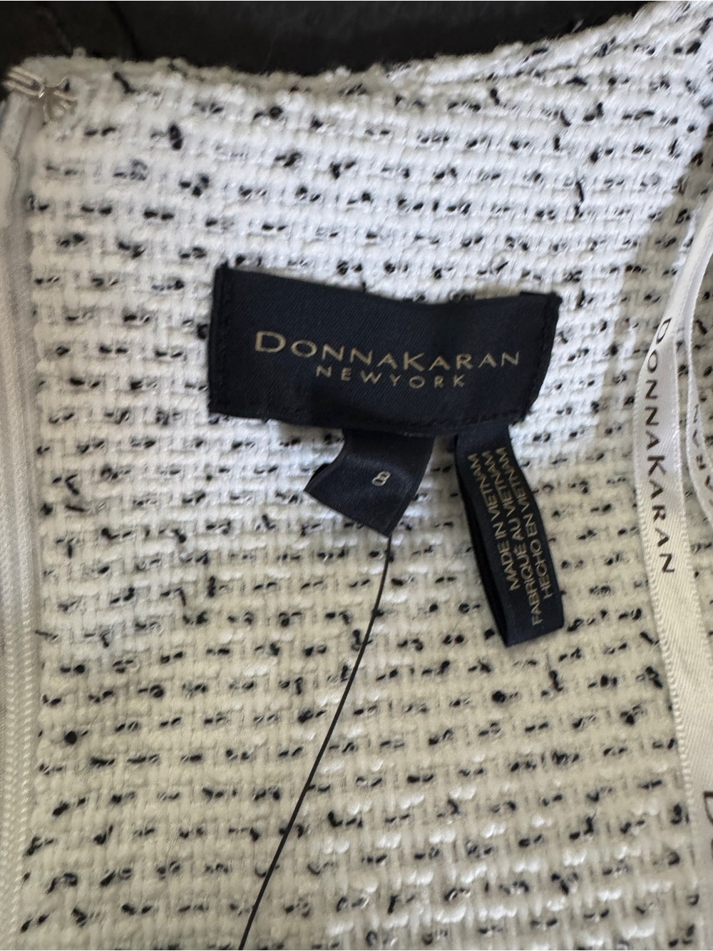 Donna Karan New York White & Black Textured Knit Top